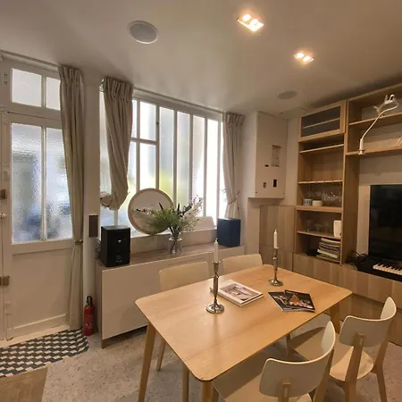 Apartament Calm & Charming Atelier In *